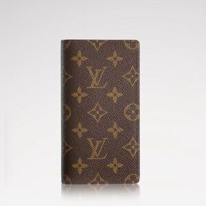 Louis Vuitton Pocket Agenda Cover
Includes Address Book Insert